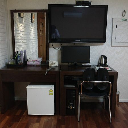 Cnn Hotel Changwon Esterno foto